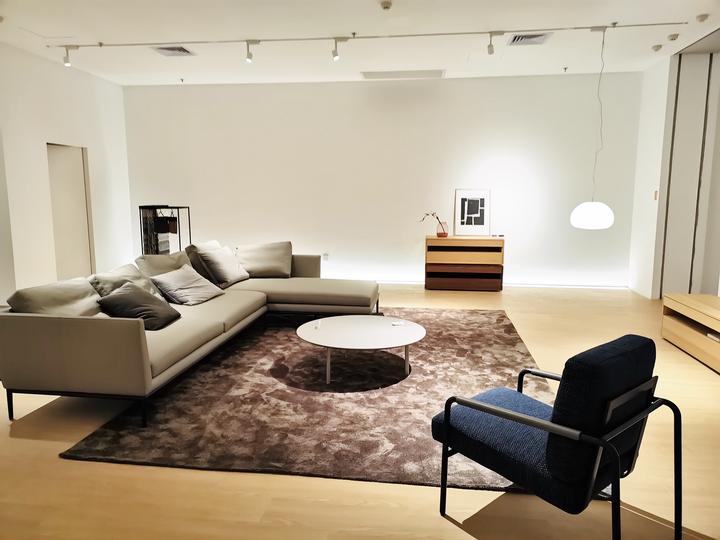 买家具只知道宜家?阿里巴巴在杭州新开一家8000㎡的家居生活馆(图13) 生活频道家居生活馆_阿里巴巴躺平家装新模式_知嘛家家居生活馆