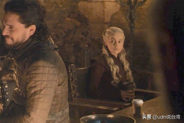 权力的游戏星巴克杯子_权力的游戏星巴克外带杯真相_星巴克的纸杯的价钱