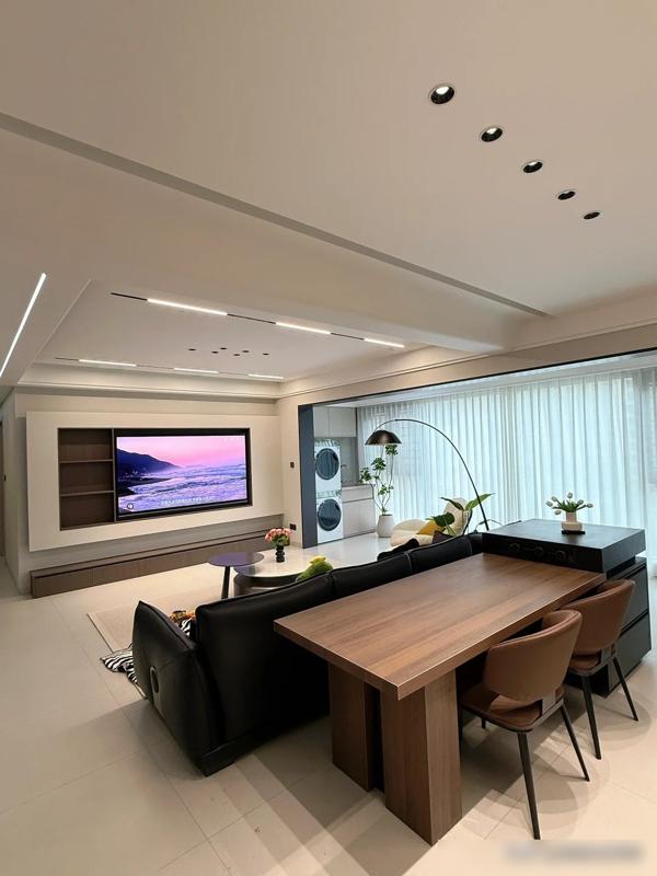 装修效果图大全2025图片电视墙_自装省钱攻略_大横厅设计技巧