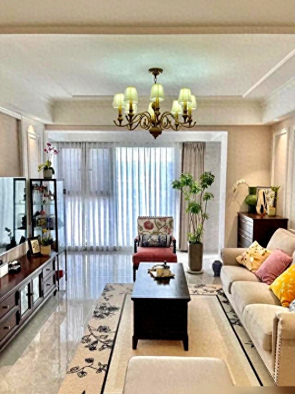 成都一对80后的新房火了,光电视背景墙就让众人惊叹,太有品位了(图1) 环保实木板隐藏功能_成都80后夫妻通顶电视柜_装修效果图大全2025图片电视墙