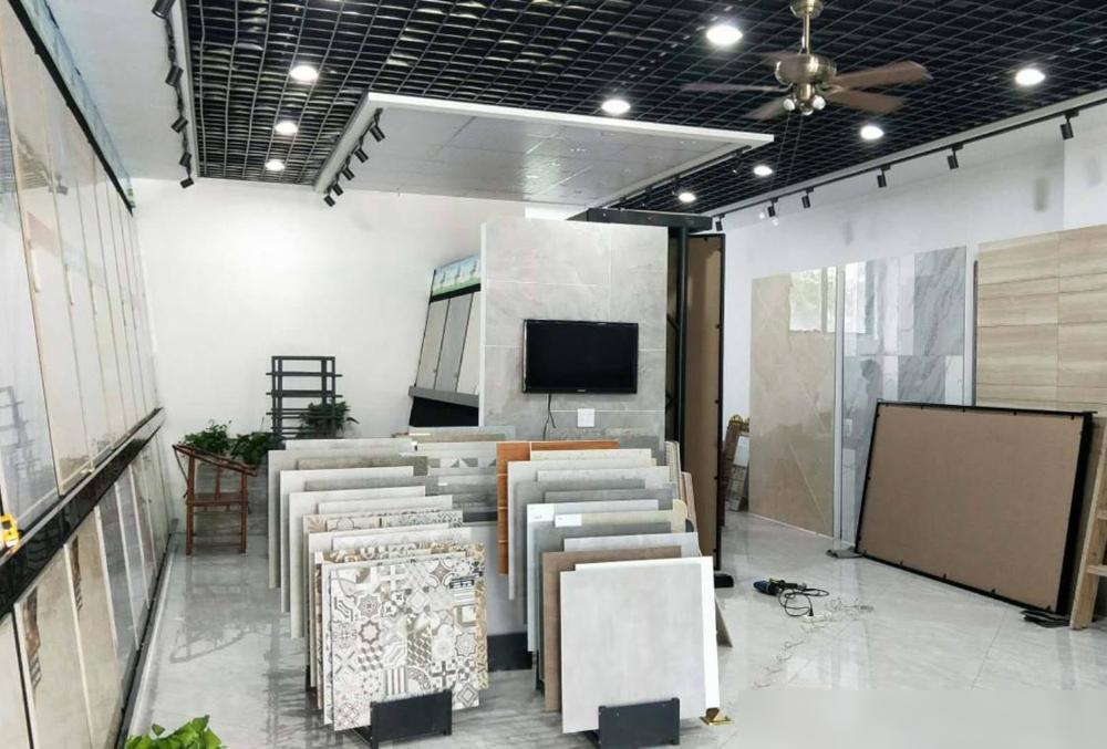 抛光砖与瓷土区别_瓷砖价格差异_卡米亚瓷砖型号kpy18022多少钱