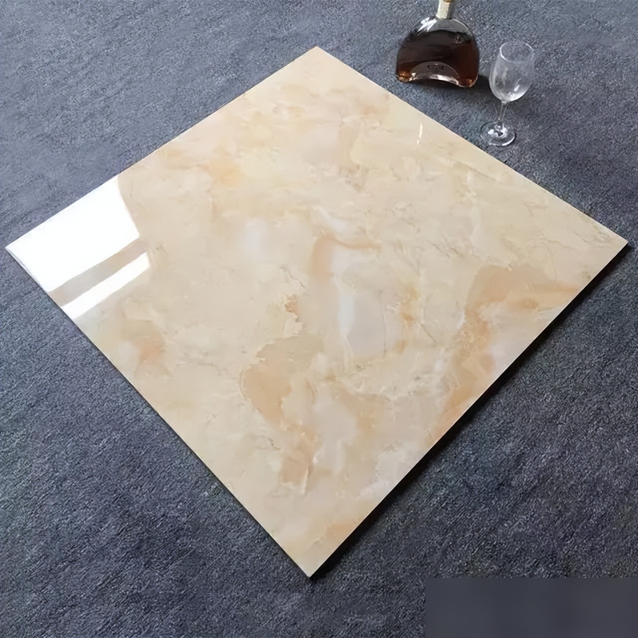 抛光砖与瓷土区别_卡米亚瓷砖型号kpy18022多少钱_瓷砖价格差异