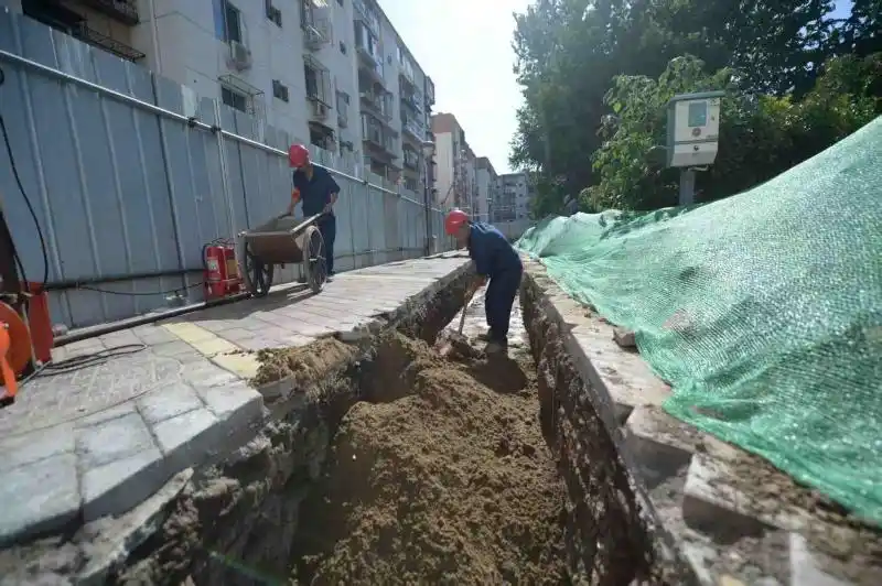 平乐园小区老旧供热管道更换工程_朝阳区供热系统冬病夏治行动_朝阳别墅地暖安装