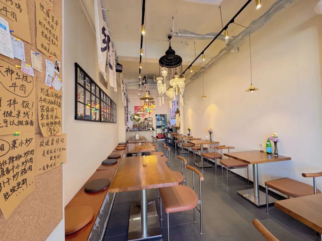 特色自助烤肉_炙梓东北碳火烤肉_十尚坊美食街