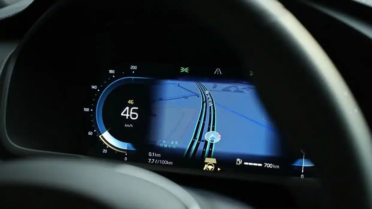 沃尔沃xc90价钱_沃尔沃XC90 2024款B6智雅豪华版 安全配置_沃尔沃XC90 50万预算 天花板级别车型