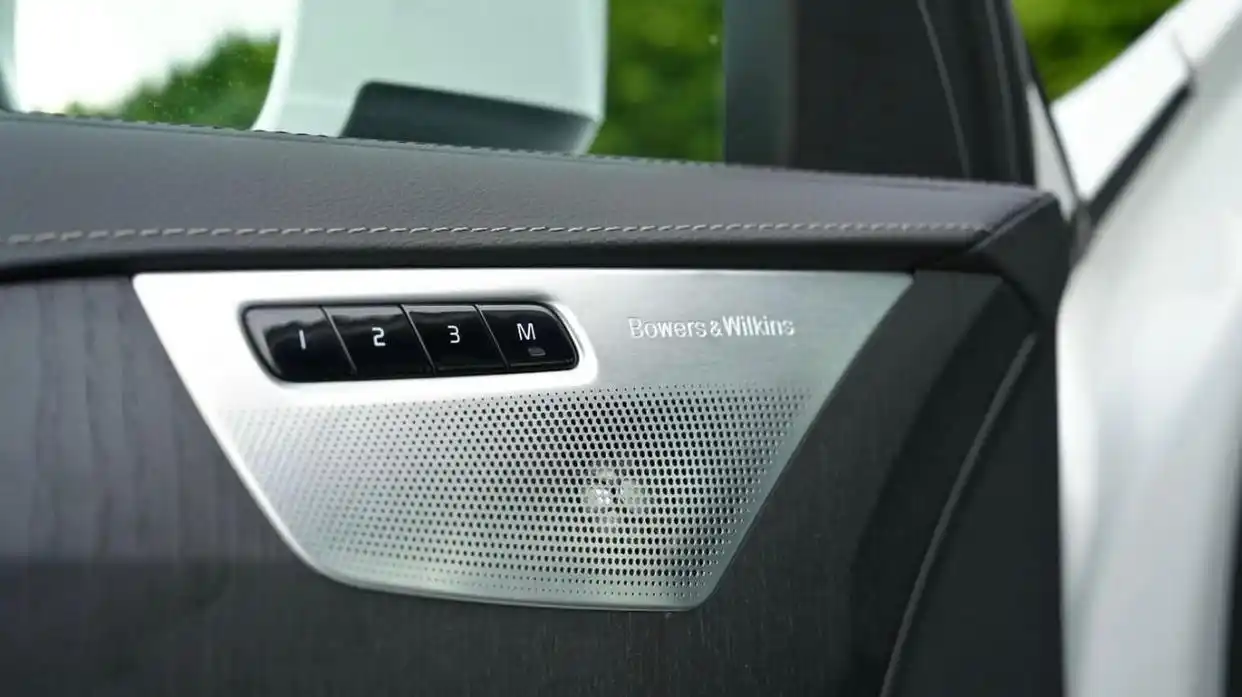 沃尔沃XC90 50万预算 天花板级别车型_沃尔沃xc90价钱_沃尔沃XC90 2024款B6智雅豪华版 安全配置
