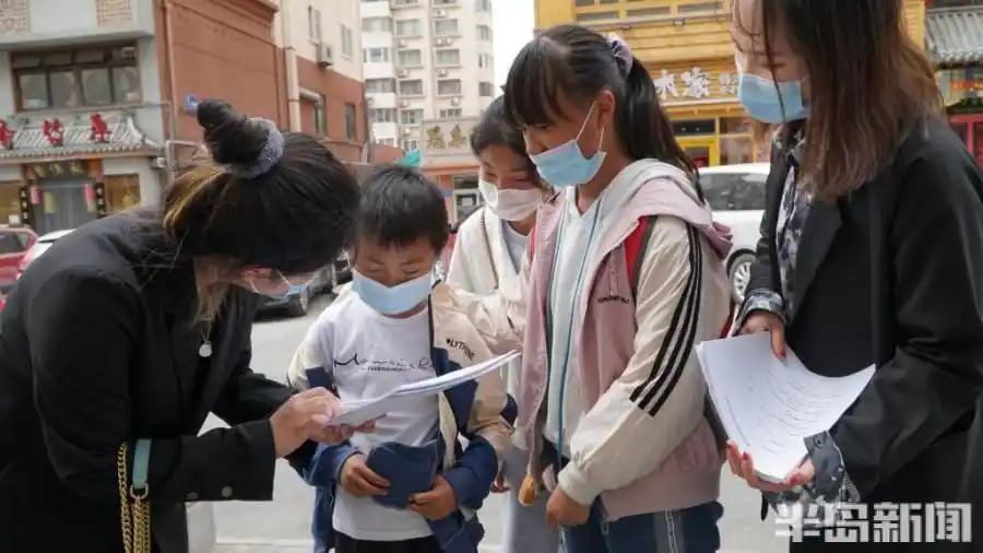 佰烧海鲜烤肉自助官网_自助餐吃回本心理_自助餐浪费押金