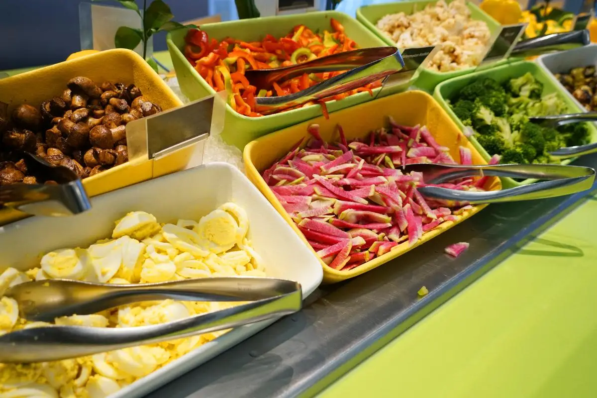 深圳自助餐美食特惠推荐(图3) 深圳自助餐推荐平台_鹏城玩乐购自助餐信息_深圳推荐美食