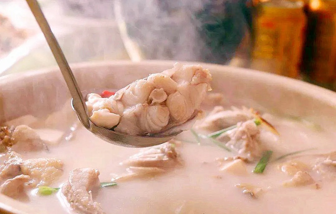 大批生猛海鲜来了!浙江又有3500多艘渔船陆续出海(图9) 宁波宁海牡蛎海鲜面象山咸呛蟹泥螺 _东海全面开渔浙江3500艘渔船出海带鱼小黄鱼鱿鱼捕捞 _象山海鲜十八