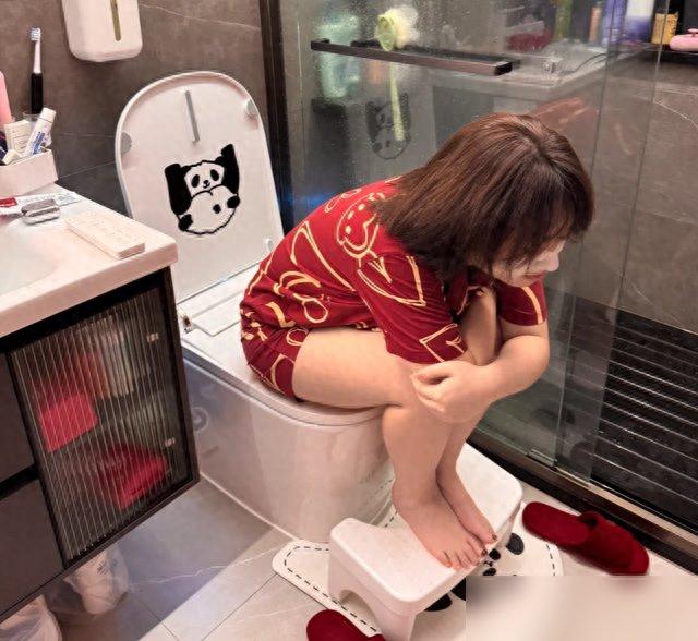 装修浴室效果图_悬空卫浴清洁神器_卫生间双卫改造