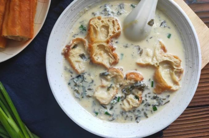 舌尖上海丨30种沪上经典小吃,你吃过几种?熟悉的味道最深入人心(图13) 上海糕团美食_上海的小吃特产有哪些_上海特色小吃