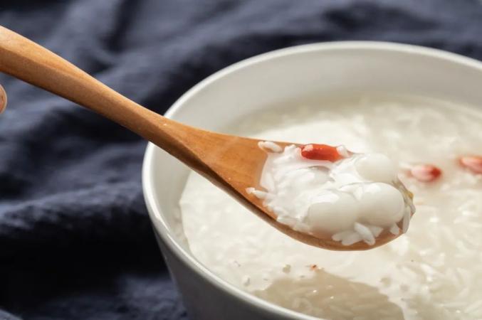 舌尖上海丨30种沪上经典小吃,你吃过几种?熟悉的味道最深入人心(图16) 上海的小吃特产有哪些_上海特色小吃_上海糕团美食