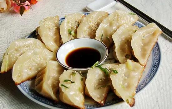 南翔小笼包介绍_上海特色小吃_上海的小吃特产有哪些