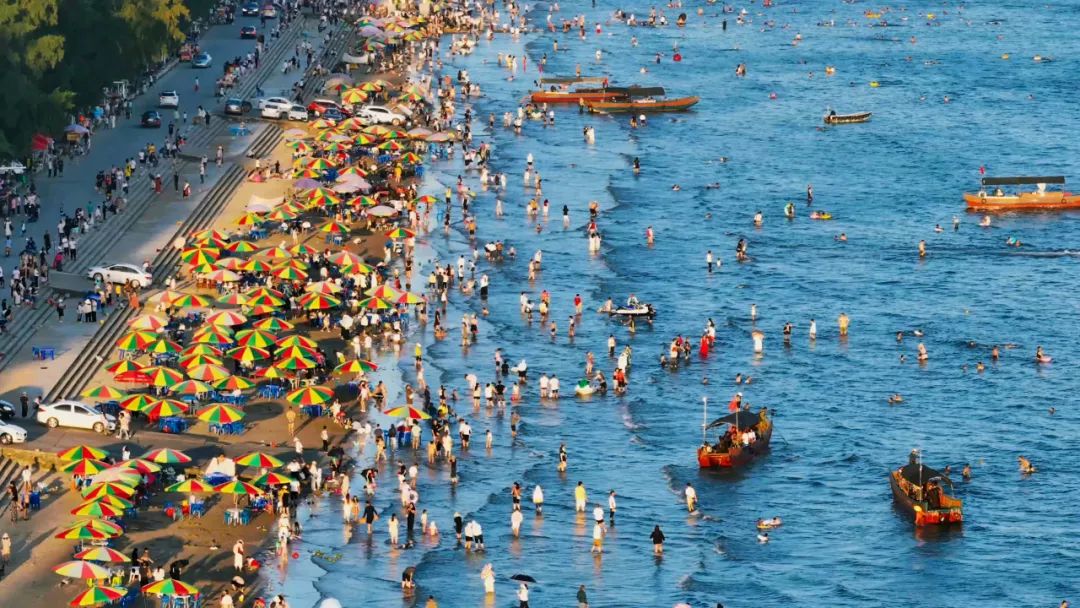 2025北部湾开海节活动攻略_海滩烧烤活动方案_防城港北海钦州开海节盛况