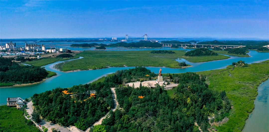 2025北部湾开海节活动攻略_防城港北海钦州开海节盛况_海滩烧烤活动方案