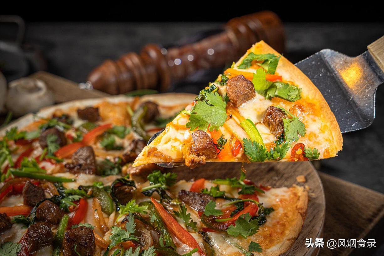 意式披萨历史起源_必胜客四合一披萨薄脆_美式披萨饼底特点