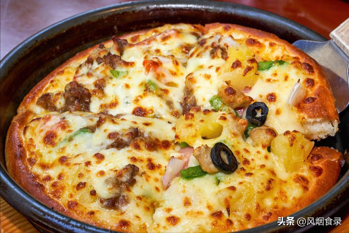 意式披萨历史起源_美式披萨饼底特点_必胜客四合一披萨薄脆