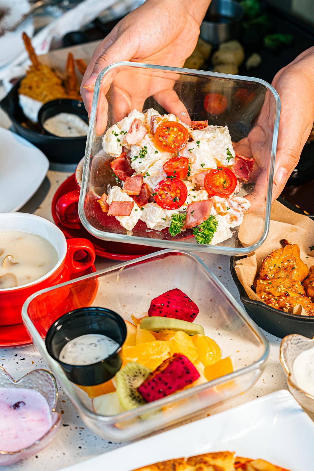 必胜客四合一披萨薄脆_必胜客自助餐158元 值不值_必胜客自助餐美食推荐