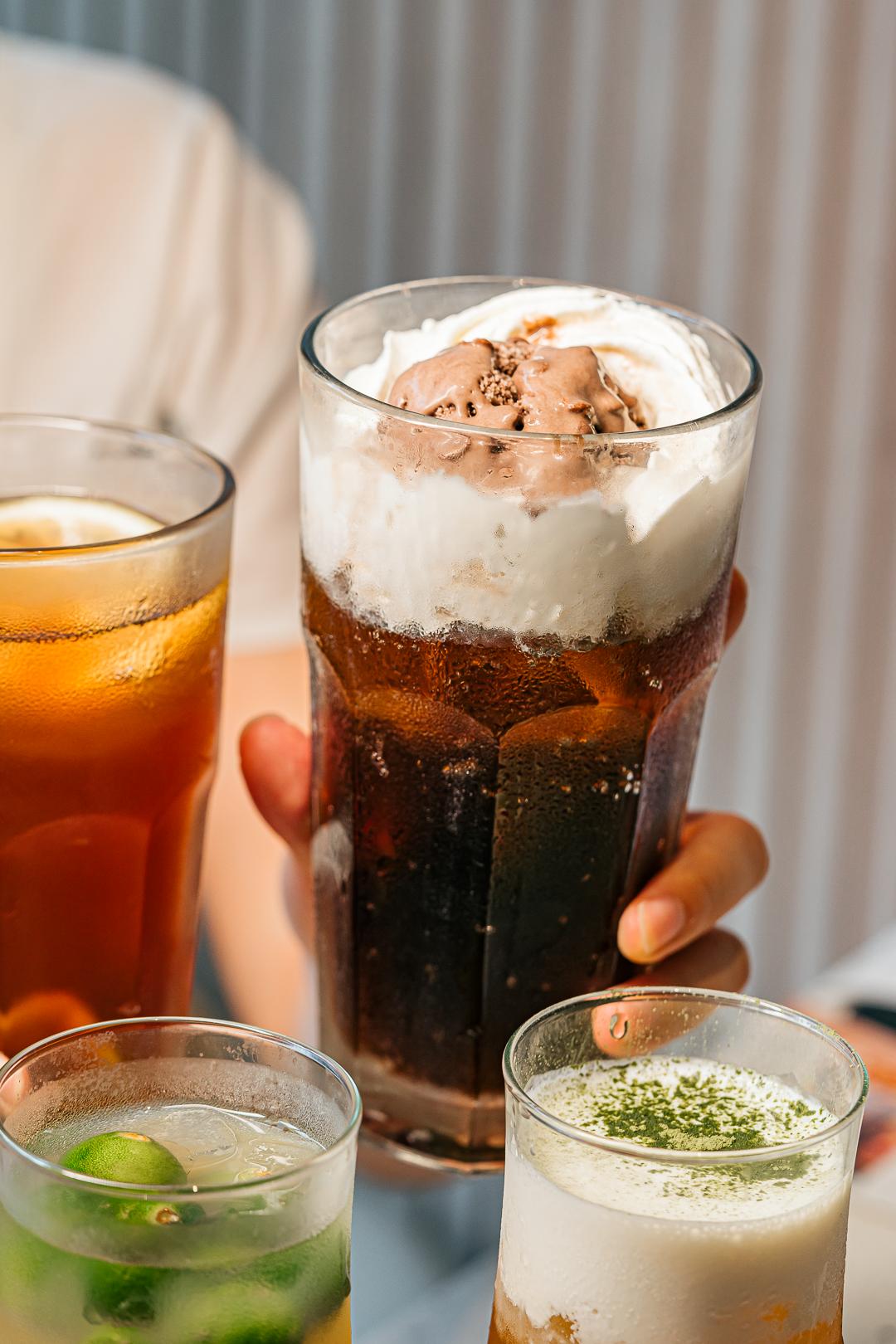 必胜客四合一披萨薄脆_必胜客自助餐美食推荐_必胜客自助餐158元 值不值