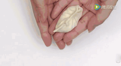 金元宝蒸饺_鱼形饺元宝饺月牙饺做法_饺子包法教程