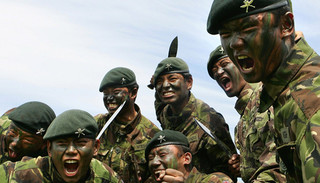 廓尔喀 薪水_廓尔喀士兵历史_廓尔喀英勇事迹