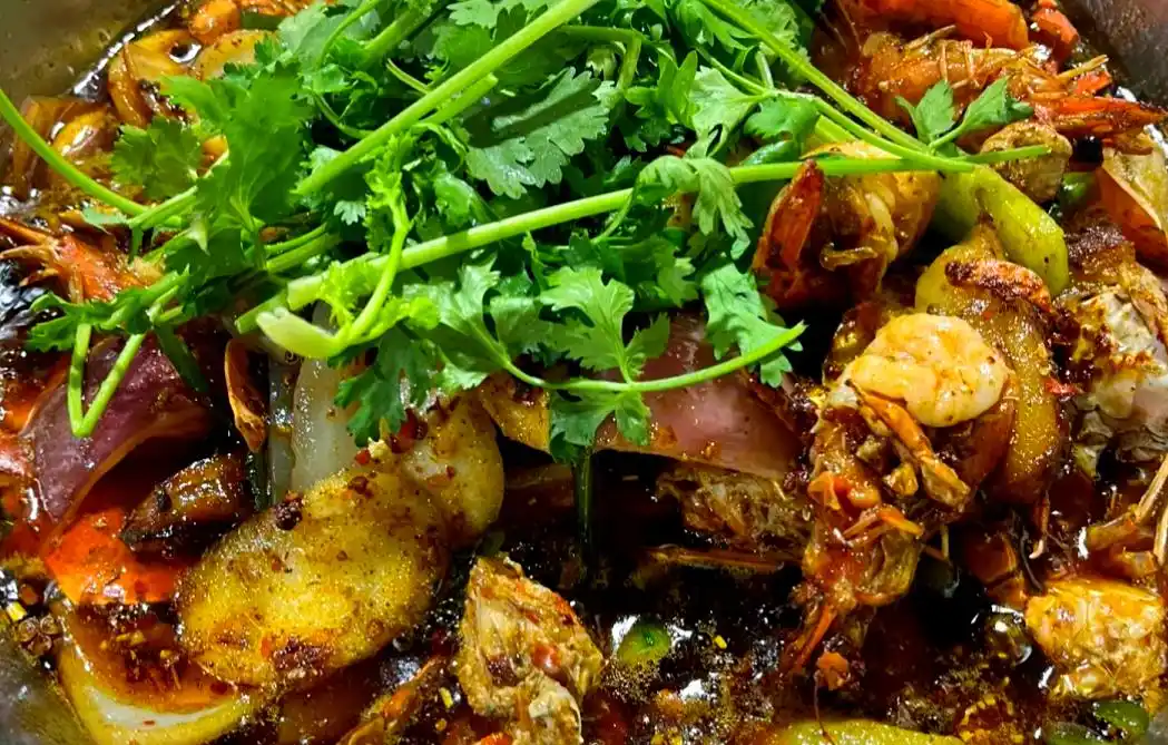 歌乐山辣子鸡特色介绍_重庆磁器口美食照片_沙坪坝美食攻略