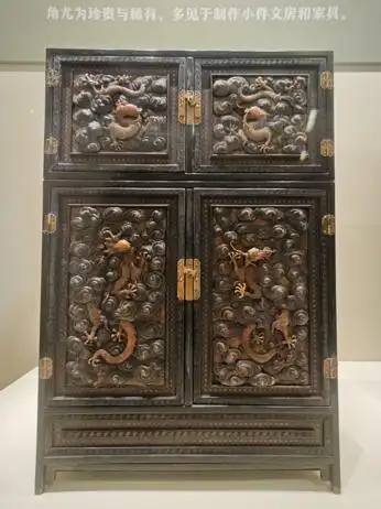 中国古典家具木料色泽刀工漆艺装饰纹样_中国传统家具工艺_紫檀木花梨木酸枝木楠木鸡翅木瘿木铁梨木材质特点