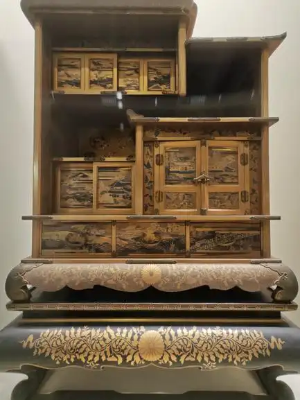 中国古典家具木料色泽刀工漆艺装饰纹样_紫檀木花梨木酸枝木楠木鸡翅木瘿木铁梨木材质特点_中国传统家具工艺