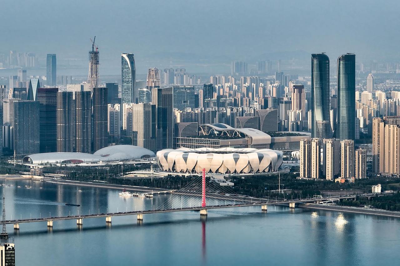 杭州新房价格环比上涨2.6%_杭州二手房价格五连跌跌幅收窄_上海房价下跌了吗