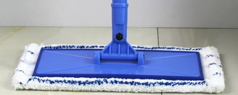 平板拖把使用方法_旋转拖把杆坏修理图解_平板拖把安装教程