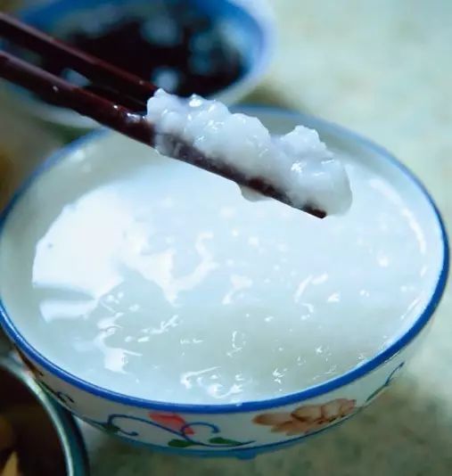 砂锅粥与生滚粥的区别_潮汕砂锅粥做法_海鲜砂锅粥图片