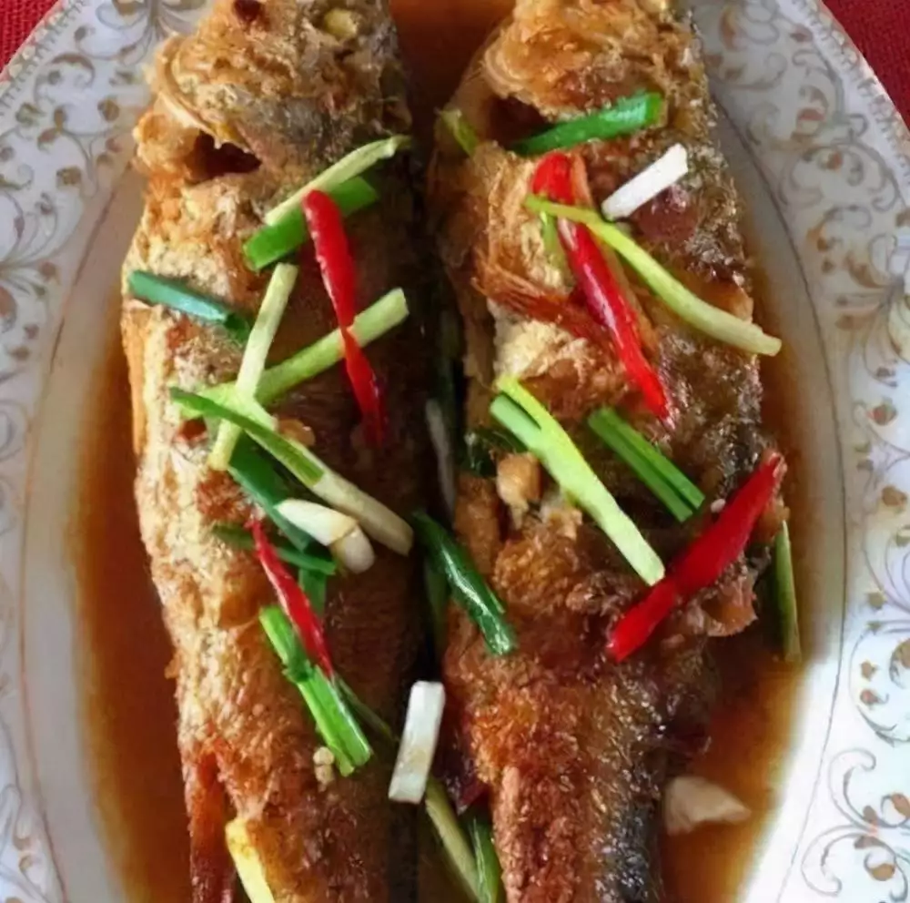 白萝卜咖喱汤做法_平菇炒肉食材_红萝卜小番茄炖汤食谱