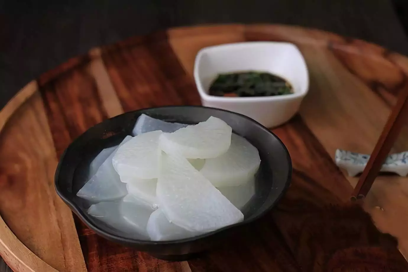 平菇炒肉食材_红萝卜小番茄炖汤食谱_白萝卜咖喱汤做法