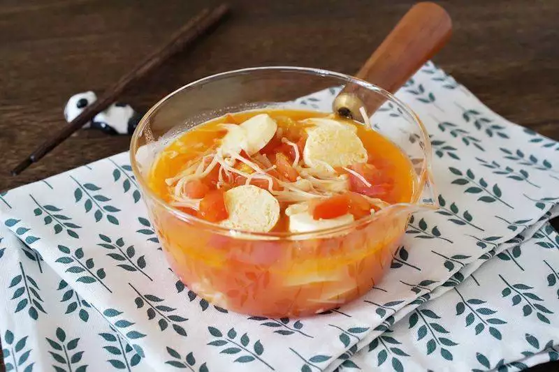 平菇炒肉食材_红萝卜小番茄炖汤食谱_白萝卜咖喱汤做法