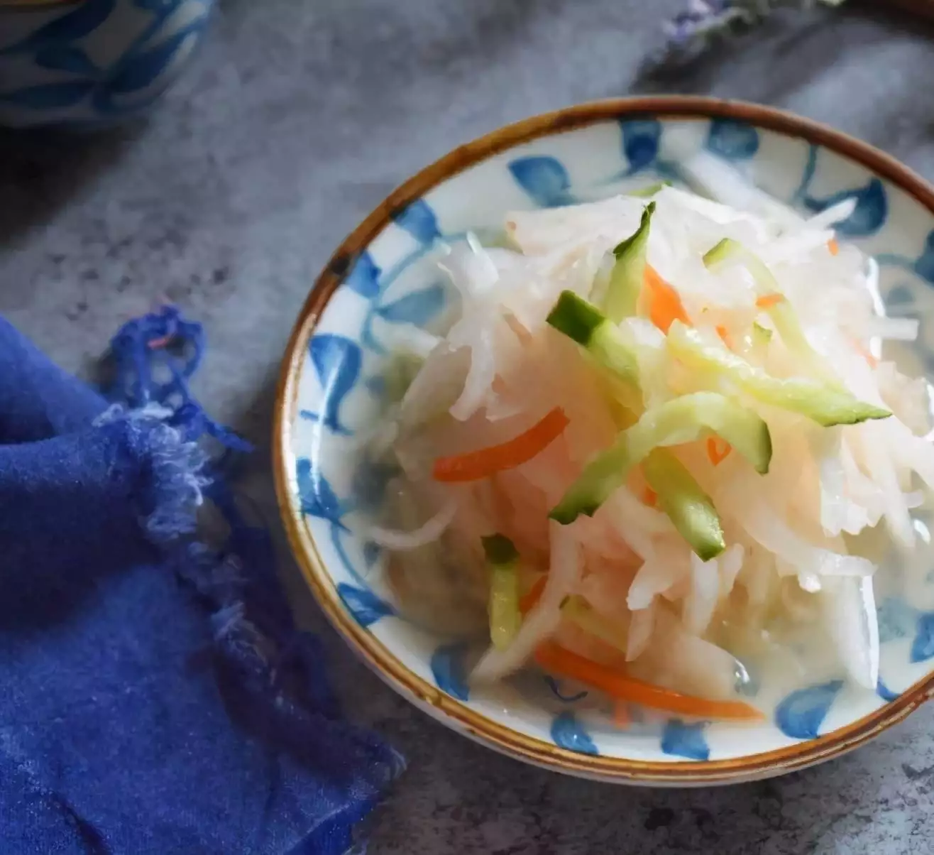 红萝卜小番茄炖汤食谱_白萝卜咖喱汤做法_平菇炒肉食材