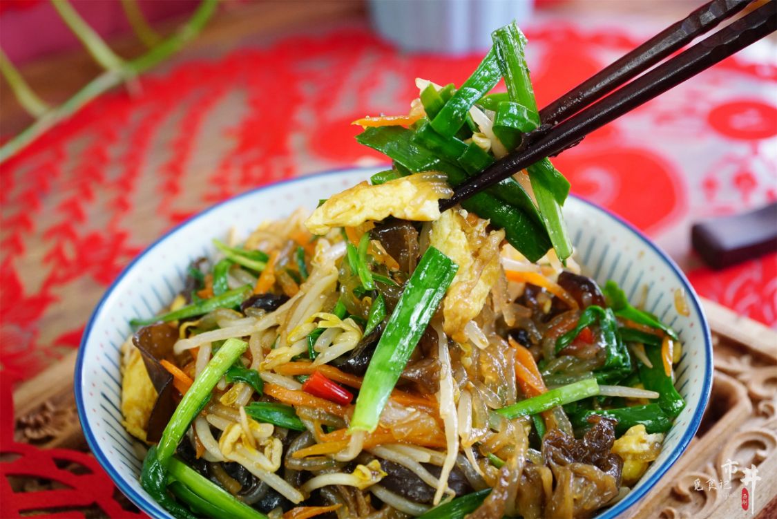 立春传统食物合菜制作方法_春饼 菜_立春咬春炒合菜做法