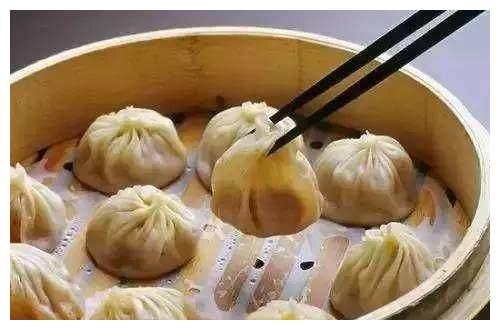 去上海，不得不吃的4种上海当地特色小吃，快看看你吃过哪一种？