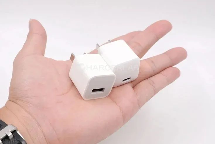 apple数据线保修吗_苹果充电速度慢原因分析_iPhone五福一安充电器已售完