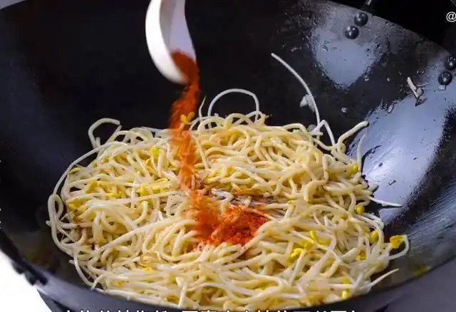 炒面食材搭配_用面条做炒面_家常炒面做法