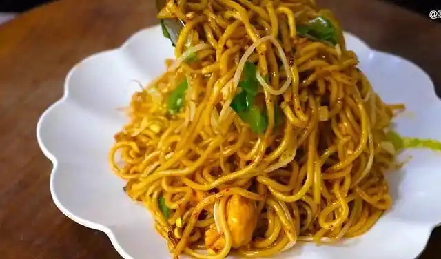 炒面食材搭配_用面条做炒面_家常炒面做法