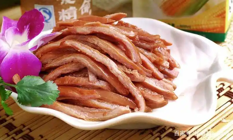 开卤味店_卤味加盟店经营技巧_找准消费者积累人气