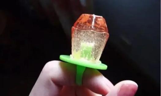 80后怀旧零食_童年回忆杀零食_小时候吃的零食老鼠屎