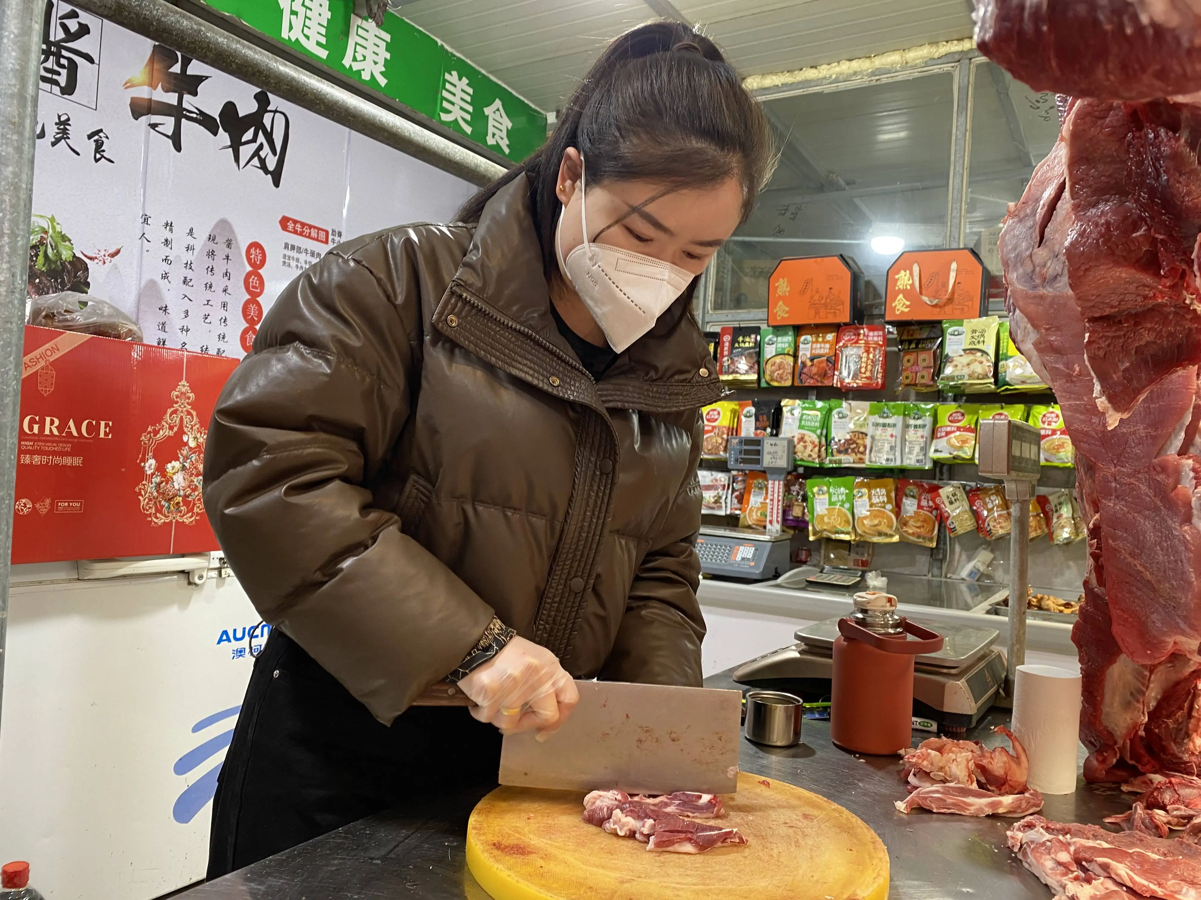天气转暖牛羊肉价格下跌_北京牛街牛羊肉价格_春季牛羊肉销量下降