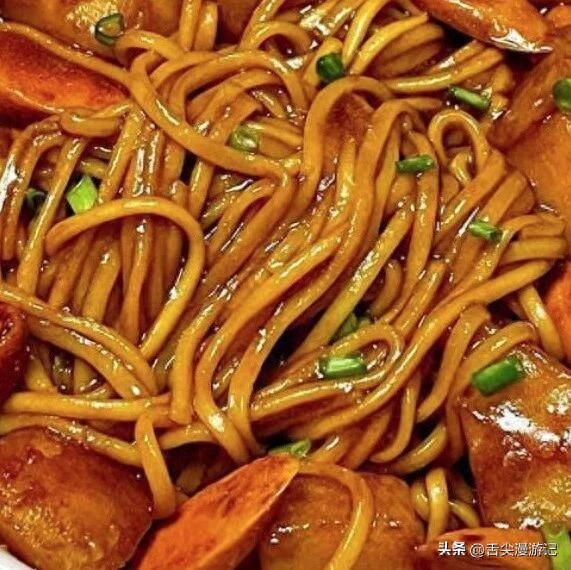 土豆豆角焖面_家常快手焖面食谱_土豆火腿焖面做法