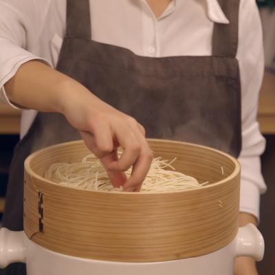 鸡肉土豆焖面食谱_土豆豆角焖面_鸡腿肉焖面做法