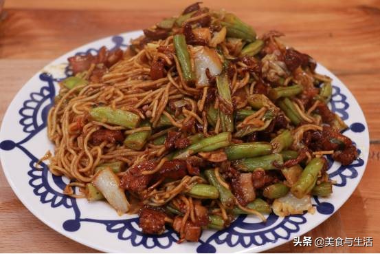 山西老陈醋豆角焖面做法_土豆豆角焖面_山西老陈醋过油肉做法