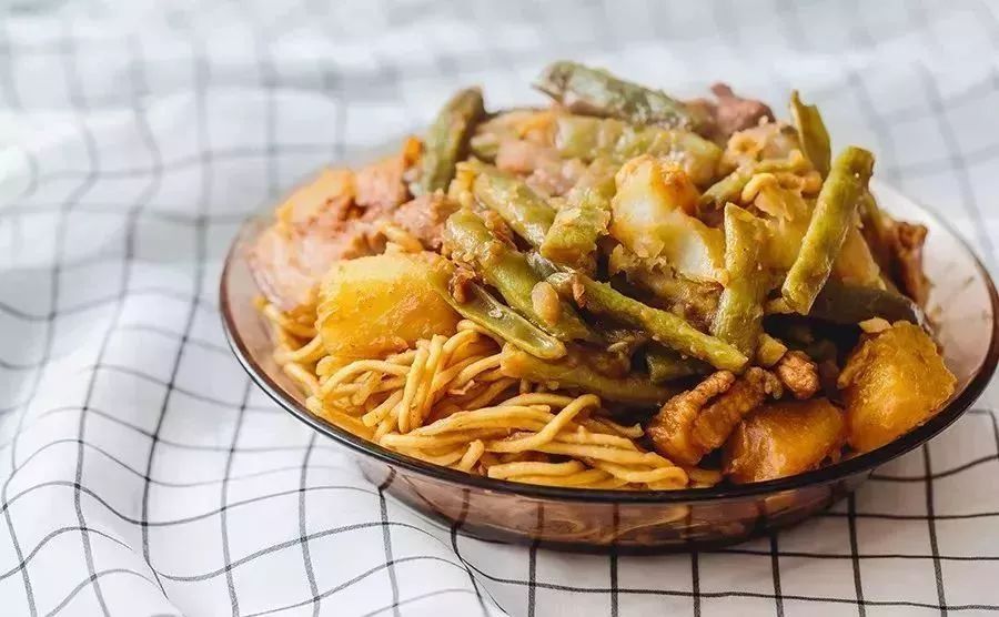 土豆豆角焖面_焖面做法 四季豆焖面 醋溜焖面