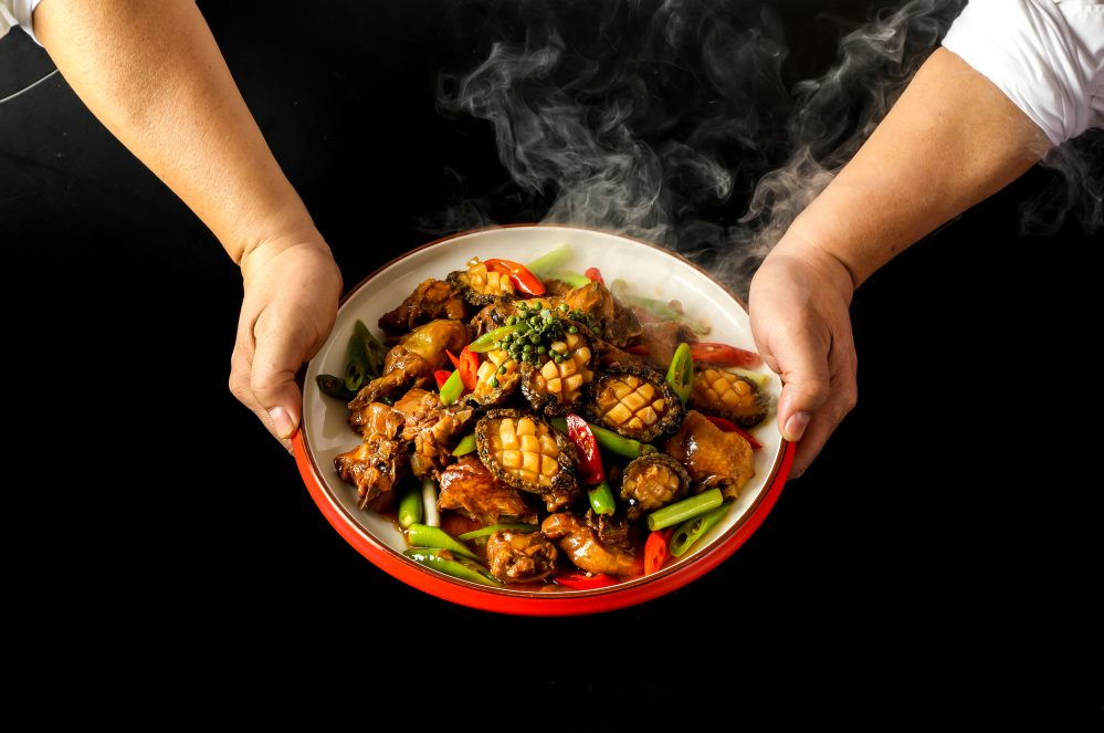 大连菜名店_小船渔村焖鱼技艺_大连菜连锁品牌