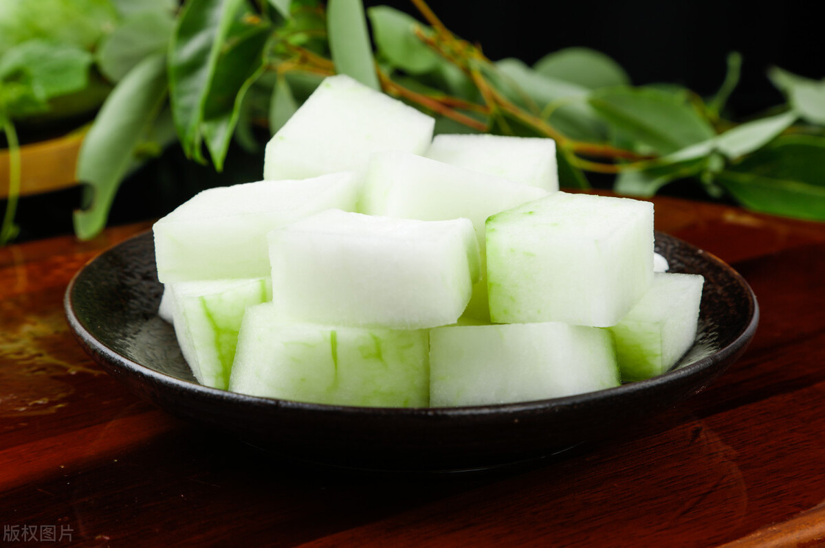 减肥低热量蔬菜_减肥宵夜菜谱_负卡路里食物推荐