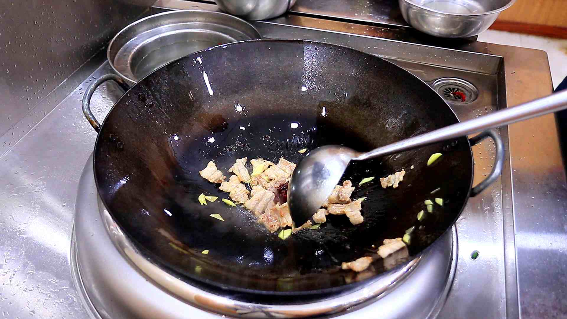 减肥低热量蔬菜_减肥宵夜菜谱_负卡路里食物推荐